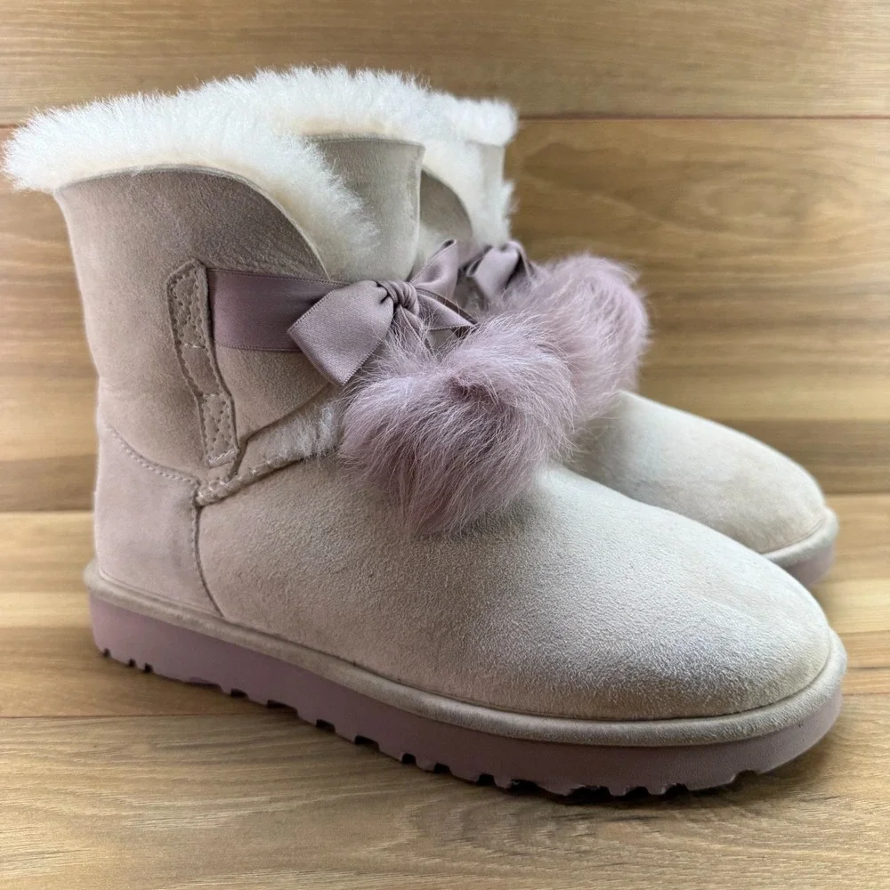 UGG Gita Pom Poms Boots Womens 7 Light Pink Suede Shearling Lined Cozy Sherpa